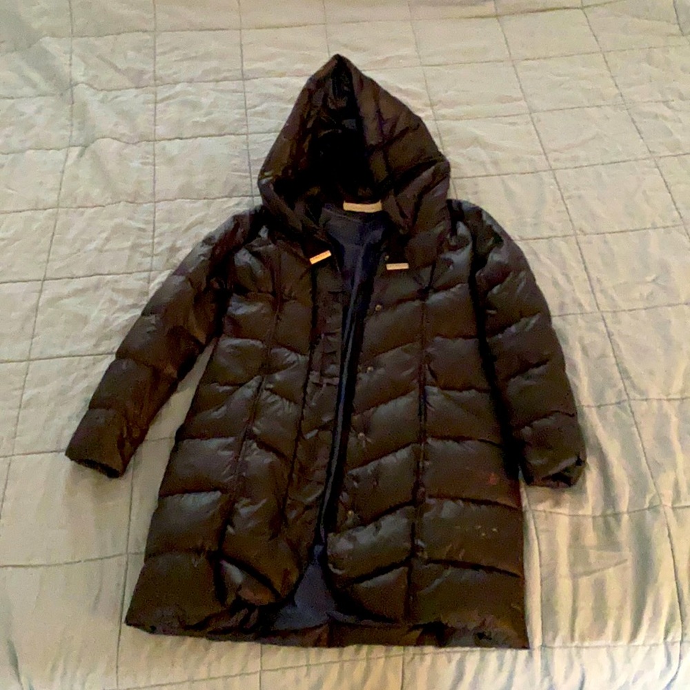 Tahari XS (fits small) winter coat.